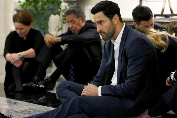 Inimigo Interno : Fotos Noah Mills