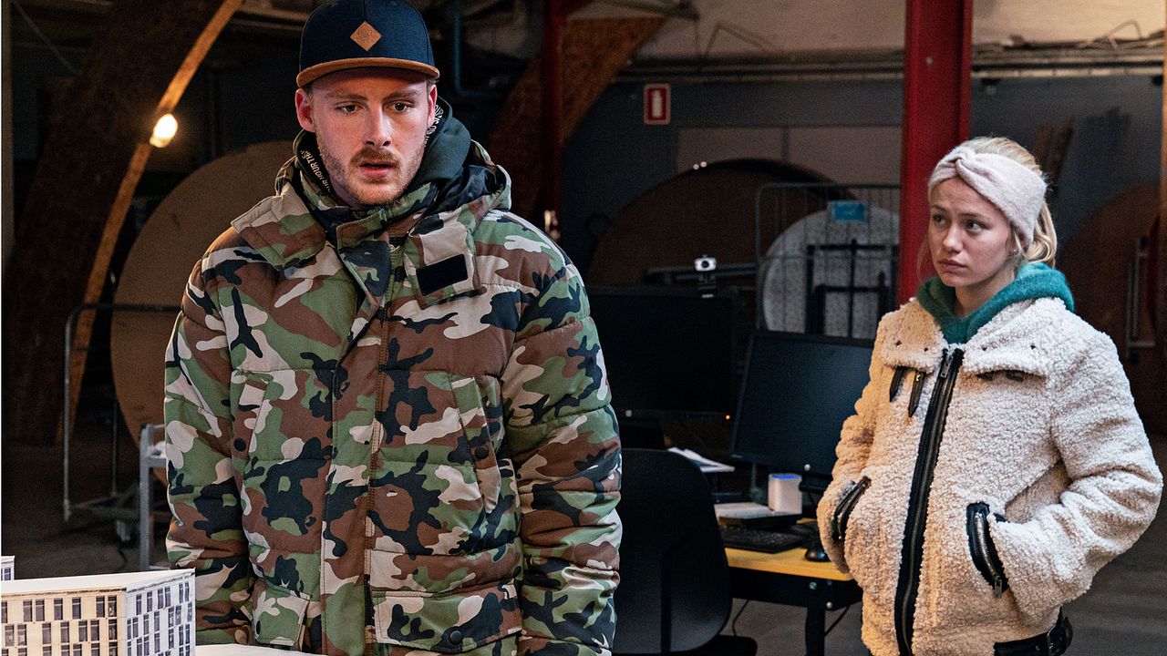 Friheden : Fotos Emma B. Marott, Kasper Løfvall Stensbirk