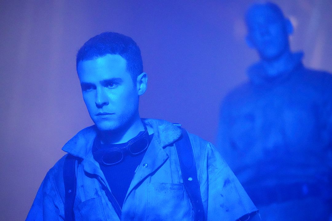 Fotos Iain De Caestecker