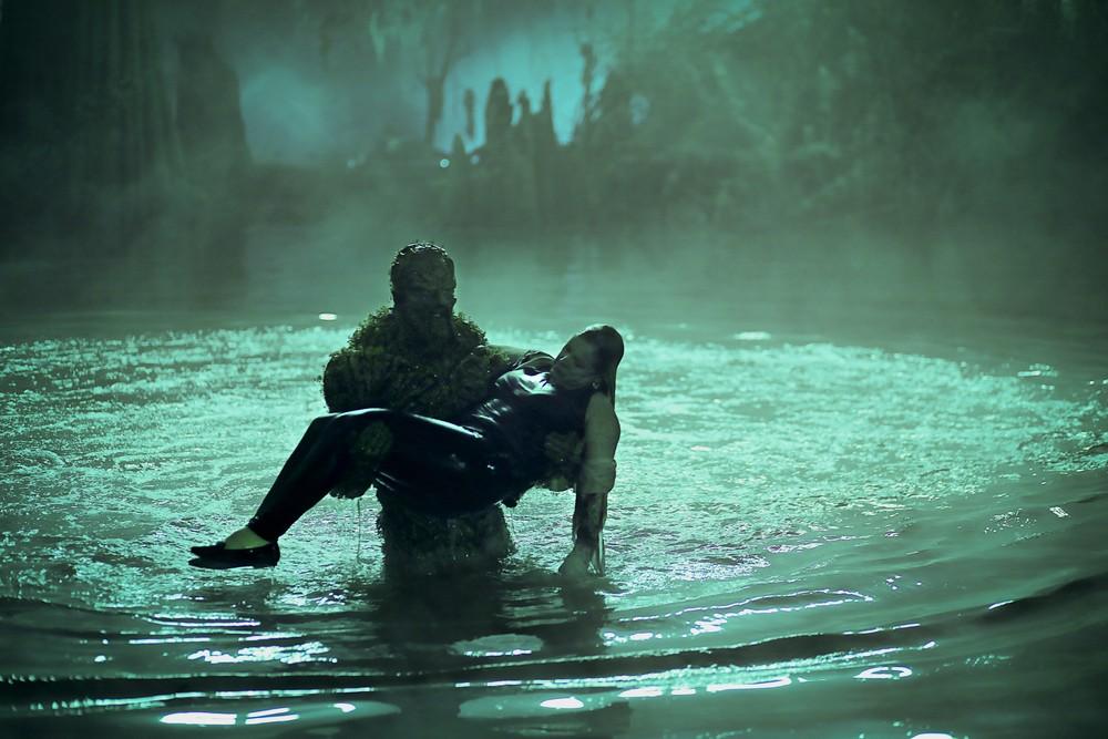 Swamp Thing : Fotos Virginia Madsen, Derek Mears