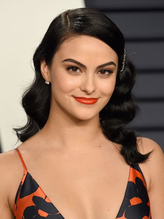 Poster Camila Mendes