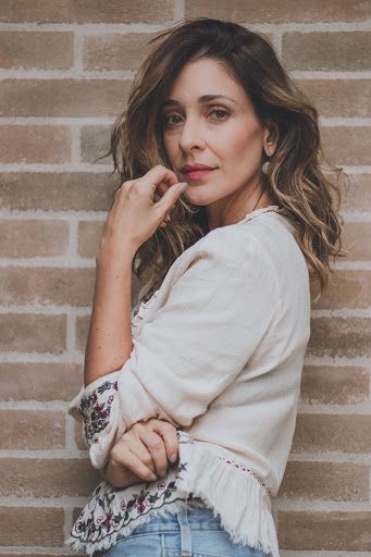 Poster Camila Lorenzo