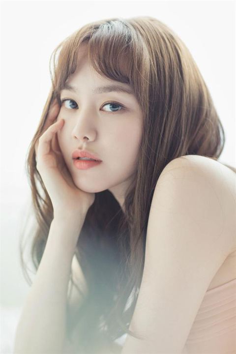 Poster Kim Ye-won