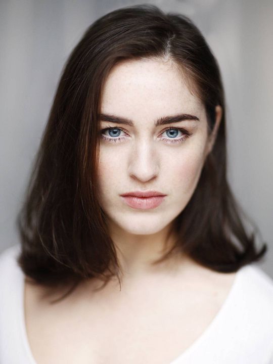 Poster Danielle Galligan