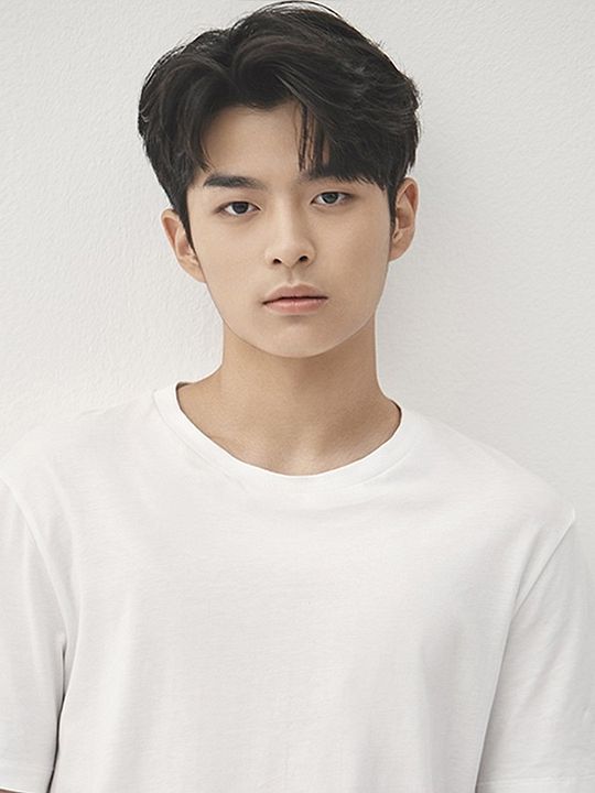 Poster Sang-yeon Son