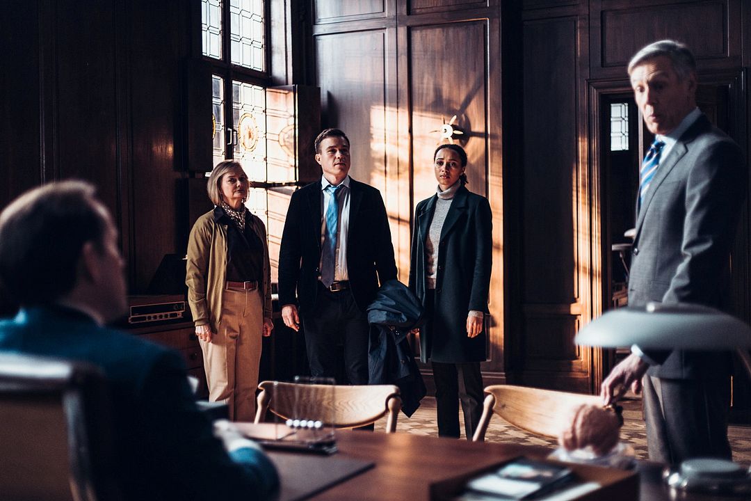 Professor T. (2021) : Fotos