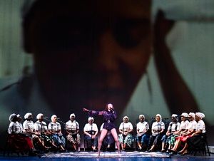 Madame X : Fotos
