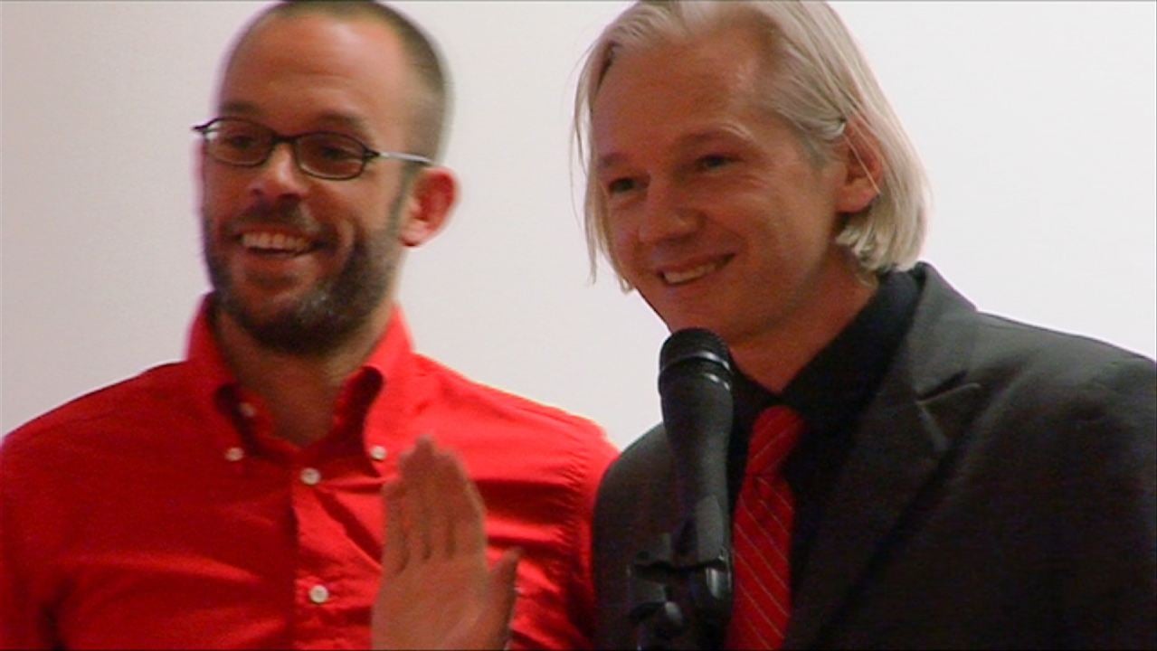 Roubamos Segredos - A História do Wikileaks : Fotos Julian Assange, Adrian Lamo