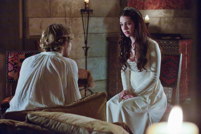 Reign : Fotos Adelaide Kane