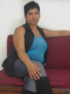 Poster Reina Julieta Torres