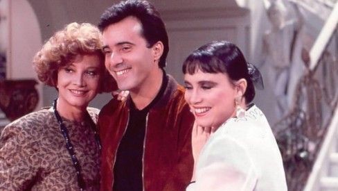 Rainha da Sucata : Revista
