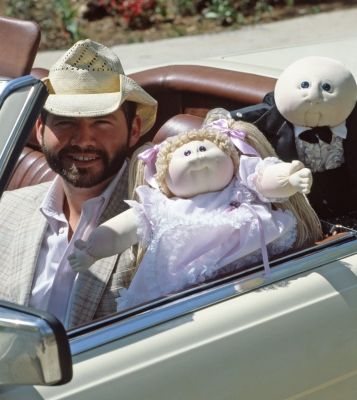 Billion Dollar Babies: The True Story of the Cabbage Patch Kids : Poster