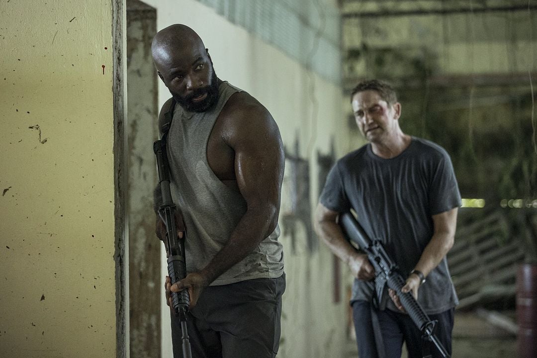 Alerta Máximo : Fotos Mike Colter, Gerard Butler