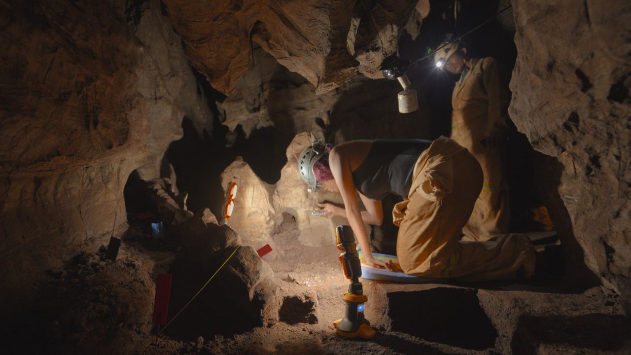 Explorando o Desconhecido: Caverna de Ossos : Fotos