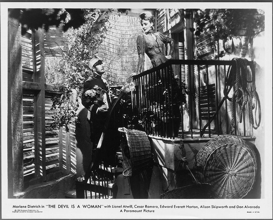 Mulher Satânica : Fotos Marlene Dietrich, Lionel Atwill