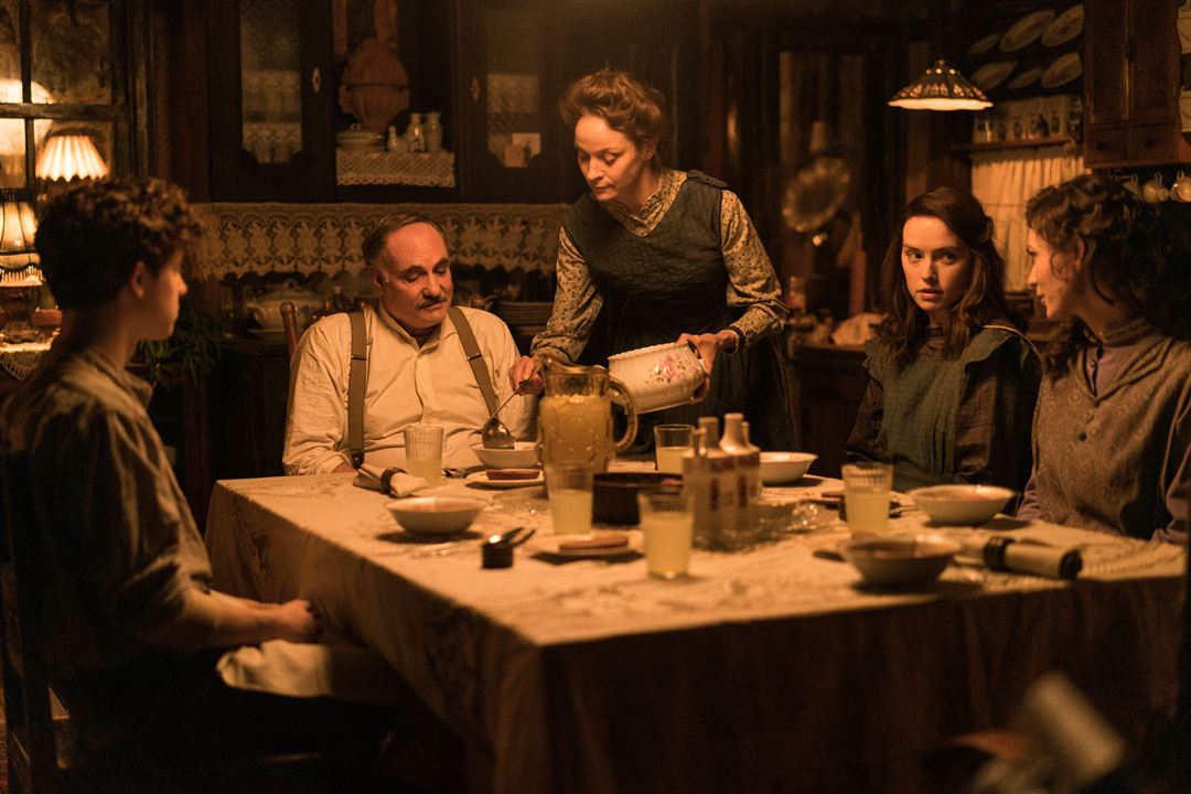 Fotos Jeanette Hain, Daisy Ridley, Kim Bodnia