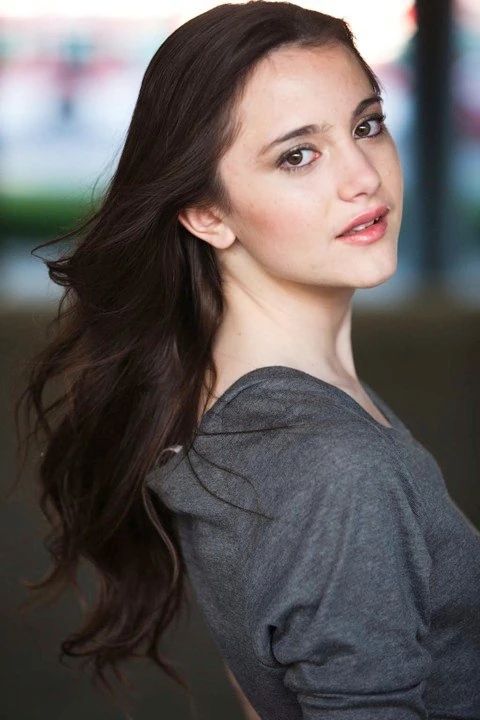 Poster Alexa Nikolas