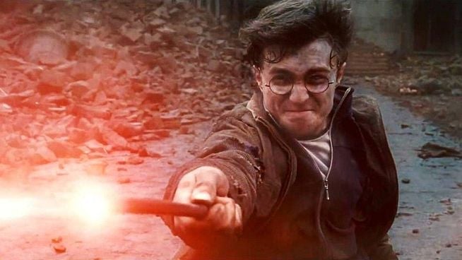 Harry Potter Role Play A Varinha Que Respira Fogo Feitiços - Escorrega o  Preço